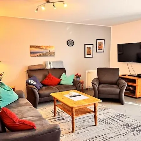 Doppelhaushaelfte In Apartment Burhave