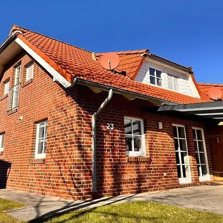 Apartment Doppelhaushaelfte In *