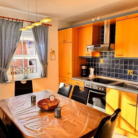 Apartment Doppelhaushaelfte In Burhave