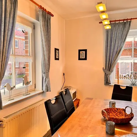 Doppelhaushaelfte In Apartment *