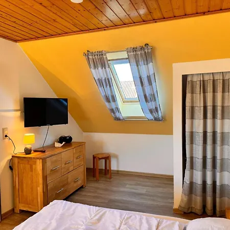 Apartment Doppelhaushaelfte In Burhave