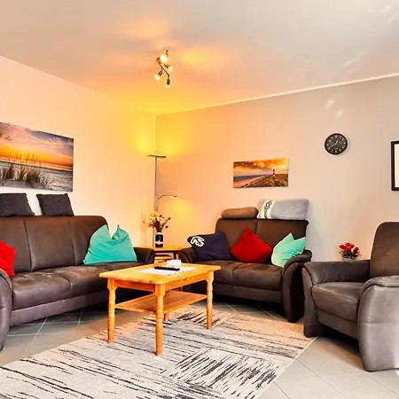 Doppelhaushaelfte In Apartment *