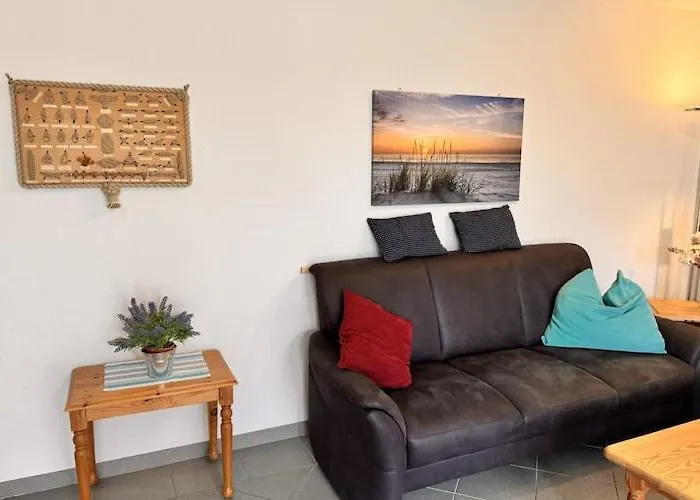 Doppelhaushaelfte In Apartman *