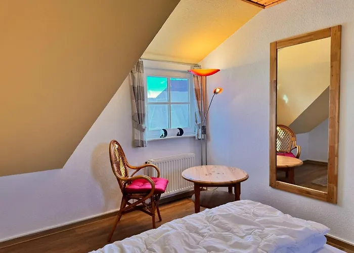 Doppelhaushaelfte In * Burhave