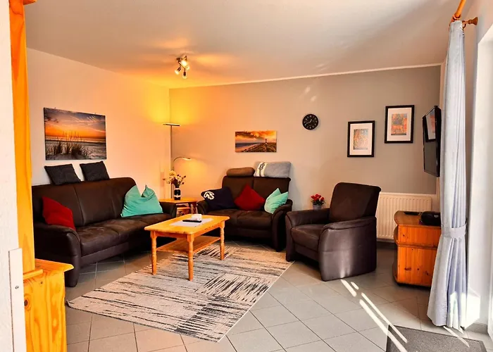 Doppelhaushaelfte In Apartman *