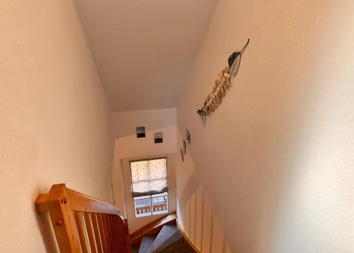 Doppelhaushaelfte In Burhave