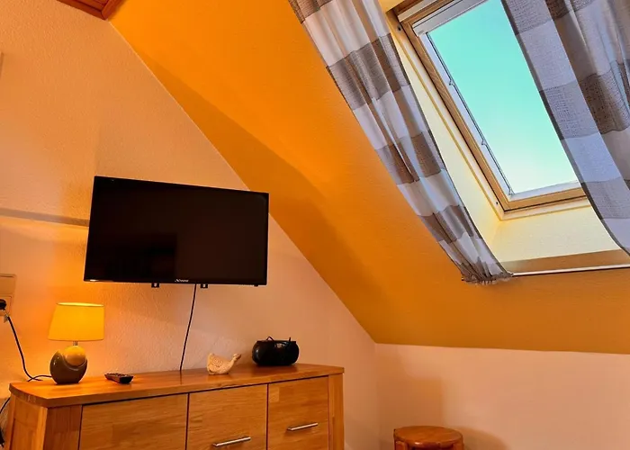 Doppelhaushaelfte In Apartman