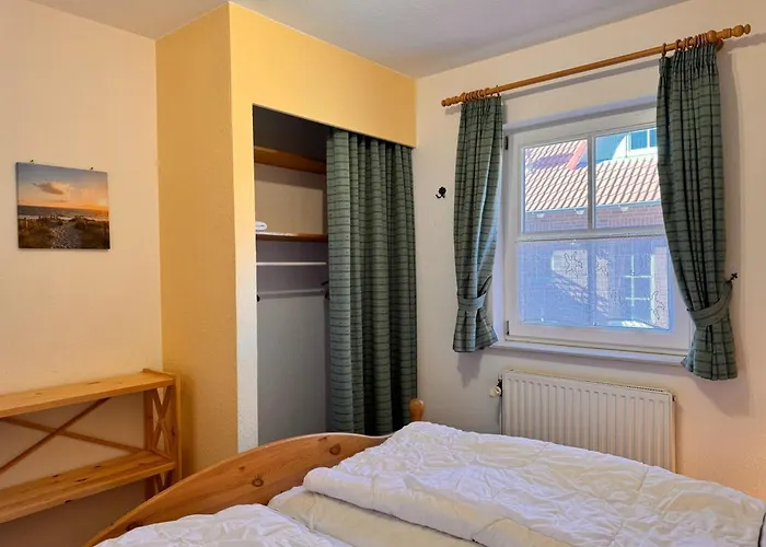 Doppelhaushaelfte In Apartman