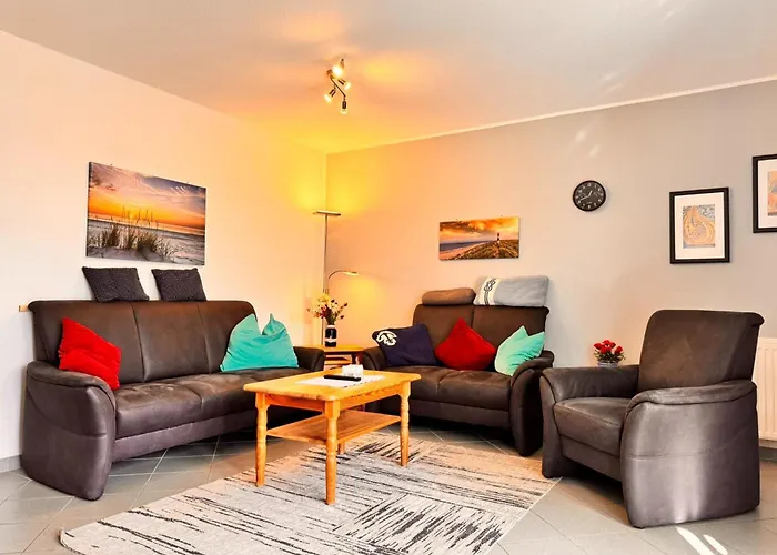 Doppelhaushaelfte In Apartman *